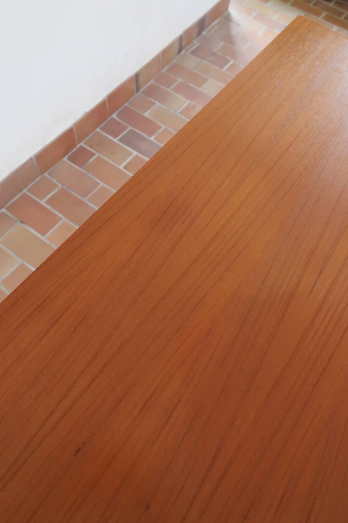 Extendable dining table in teak, tapered legs, 1960s.