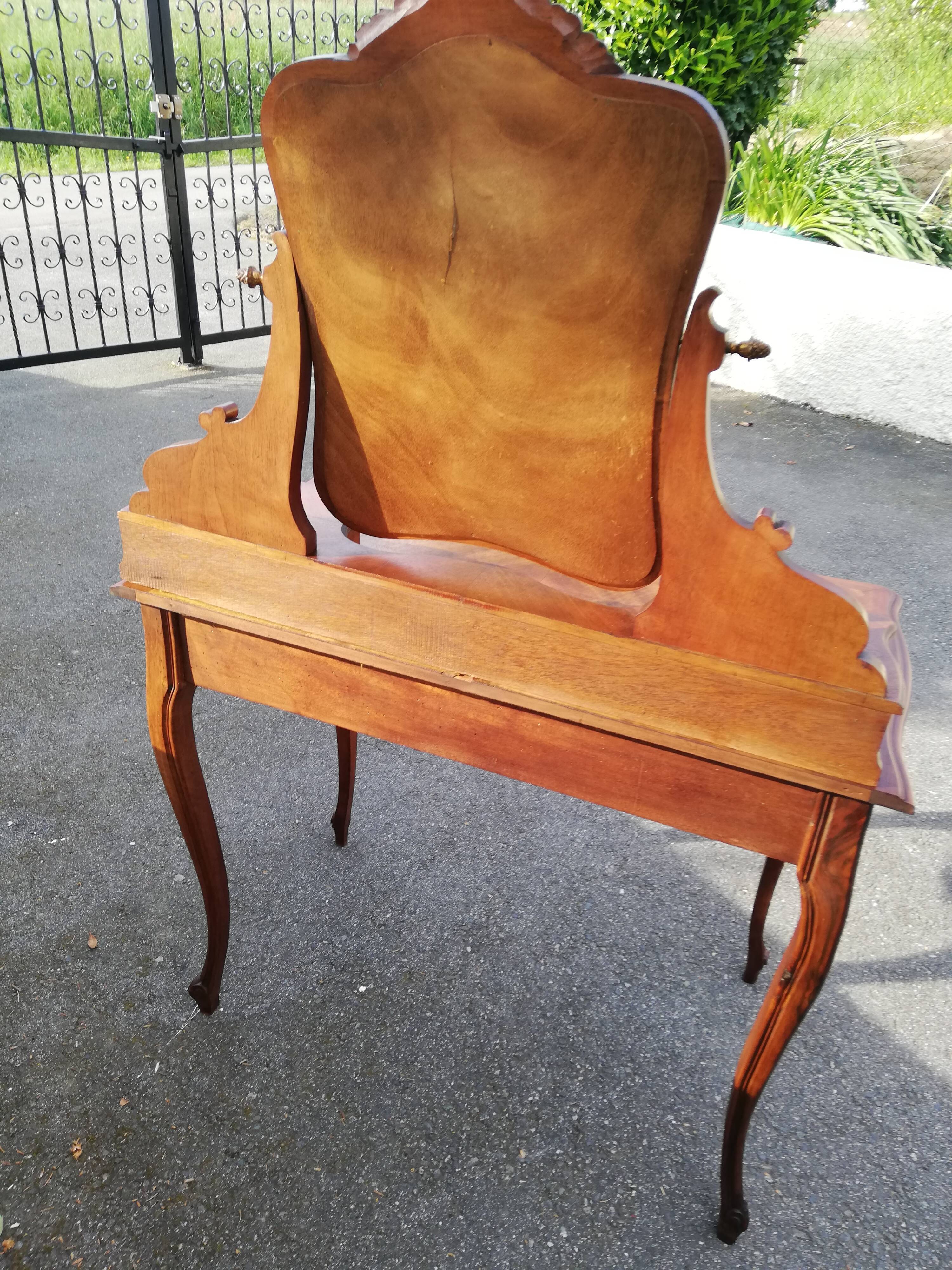 Louis XV style hairdresser