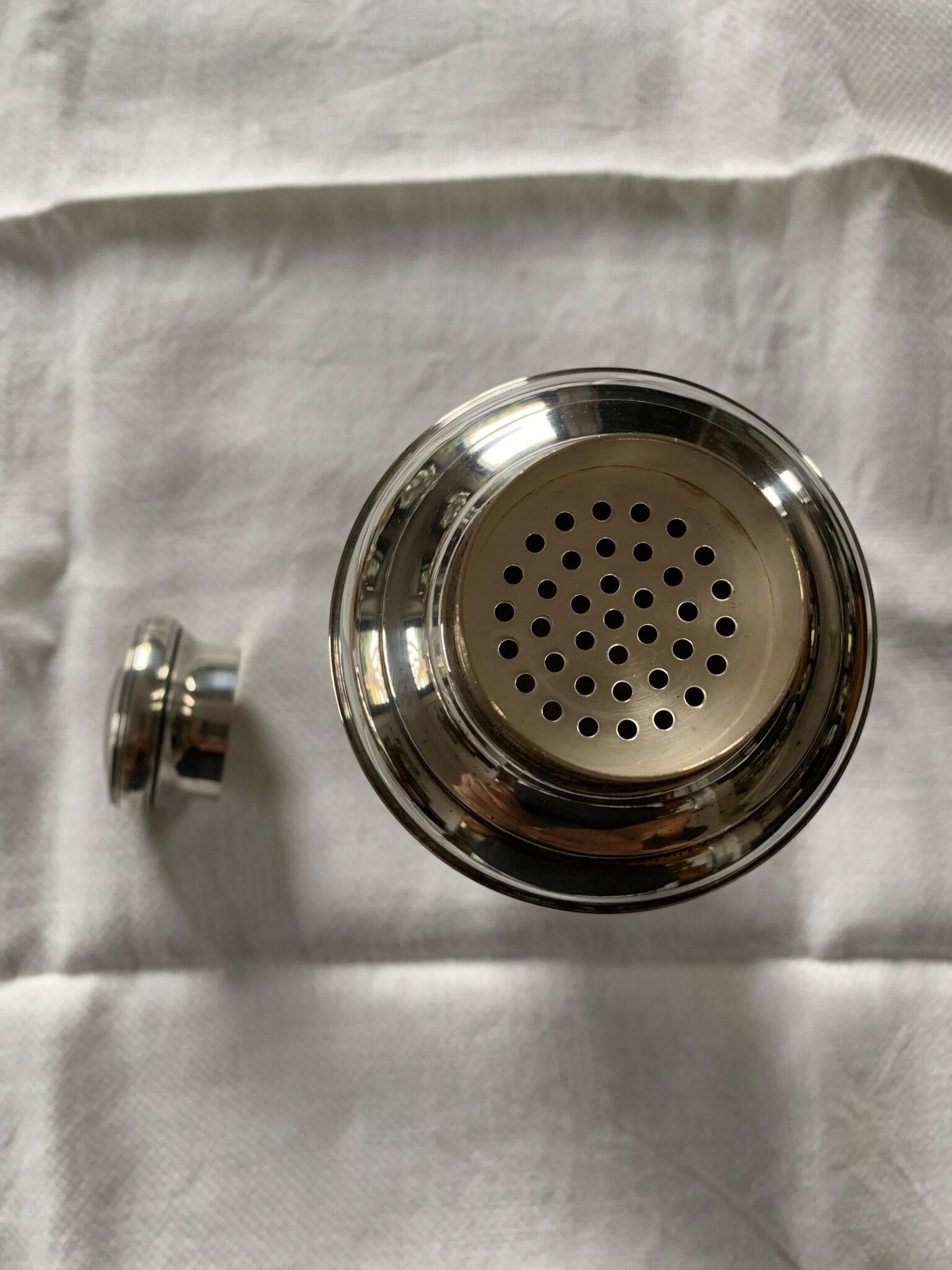 Shaker métal argenté vintage