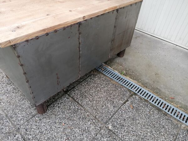 Établi d'atelier ancien, vintage, métal et bois