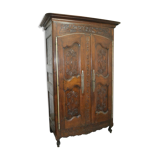 Armoire de mariage en chêne sculpté XVIIIeme