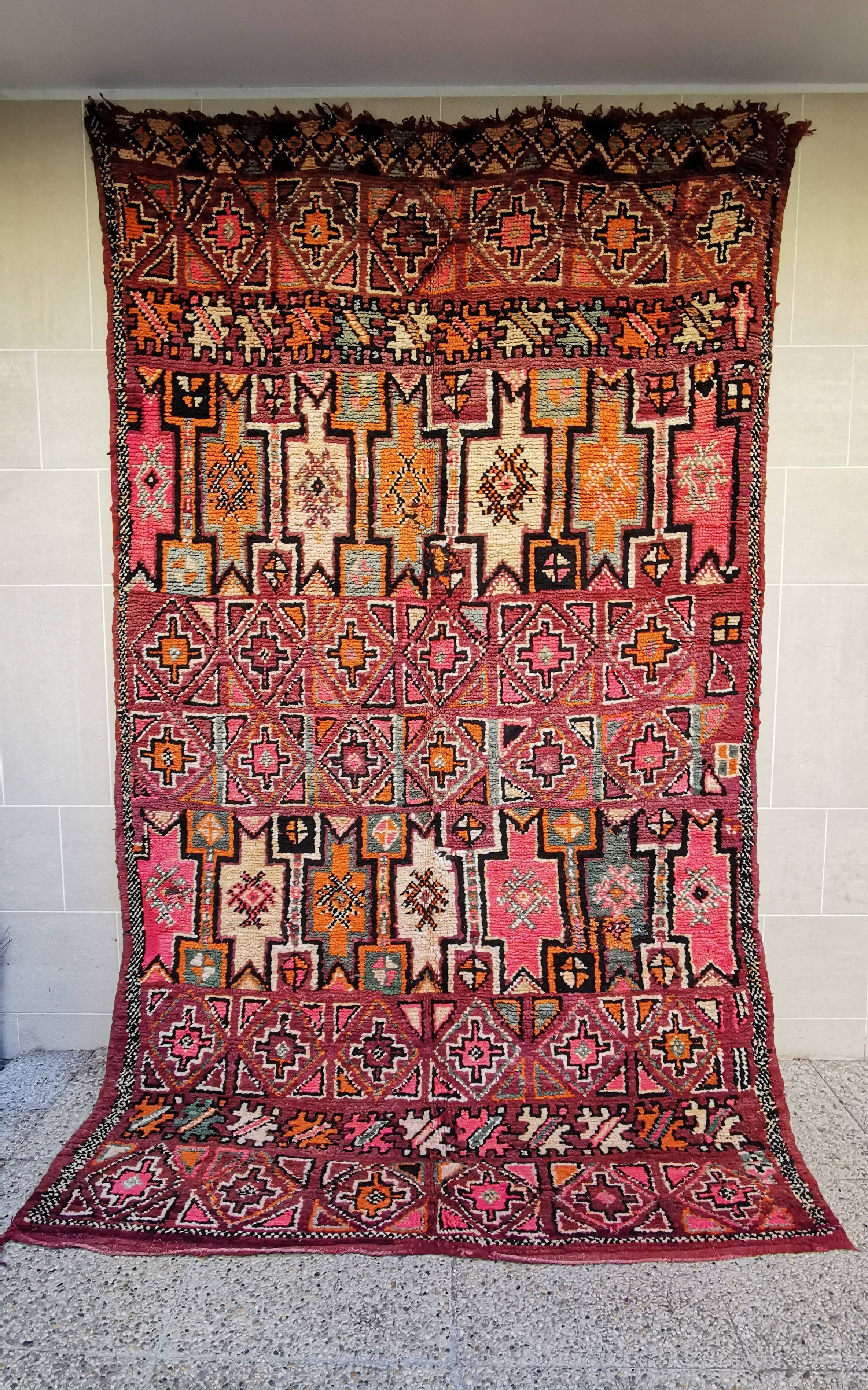 Ancient Berber carpet boujaad, 294x170 cm