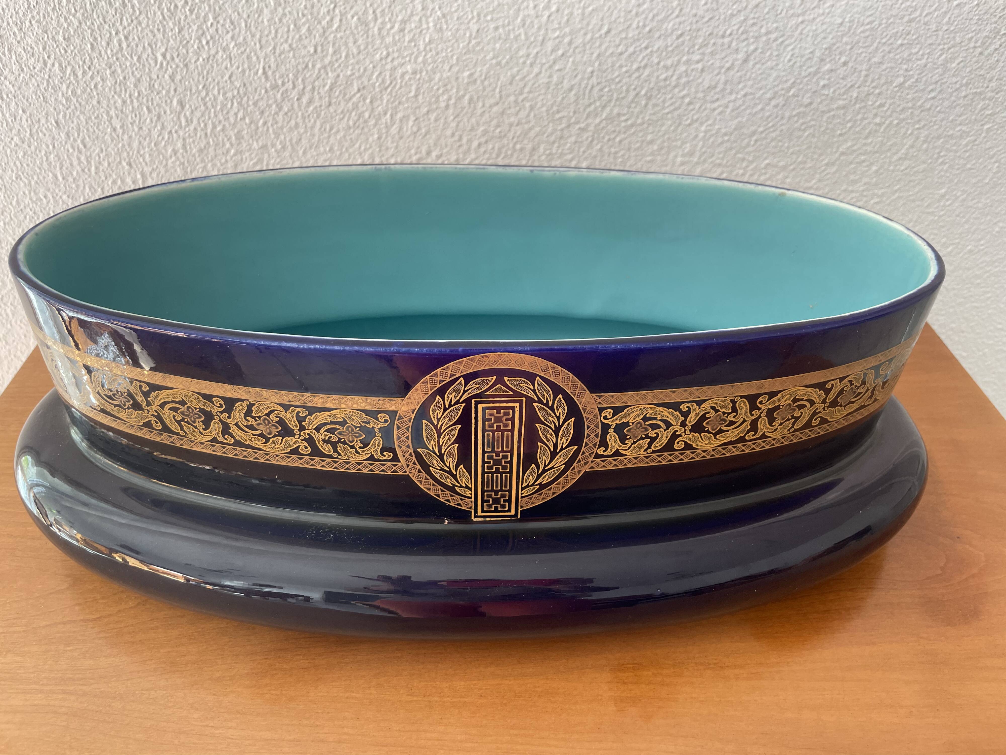 Art Nouveau style planter, Sarreguemines ceramic