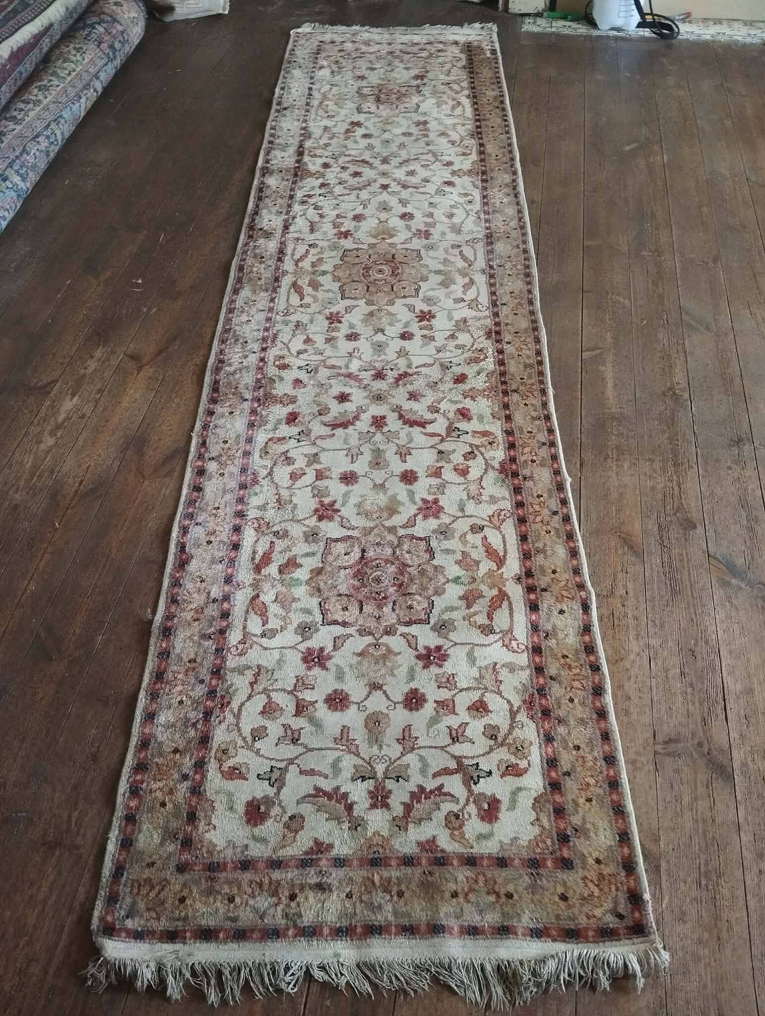 Handmade Pakistani hallway rug 310x76cm