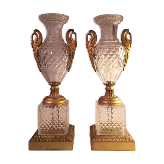 Paire de vases en cristal taillé et bronze milieu 19ème style empire