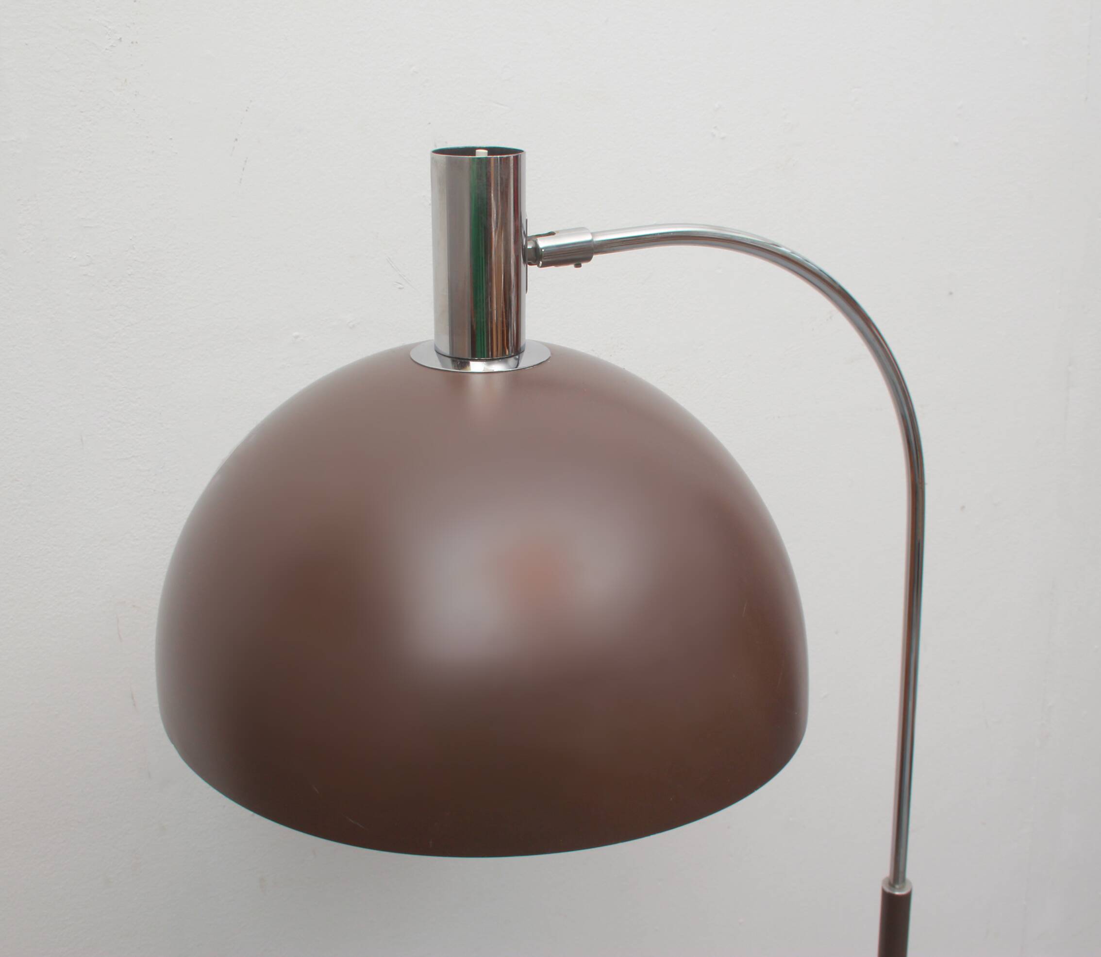 1970s floor lamp in brown and chrome