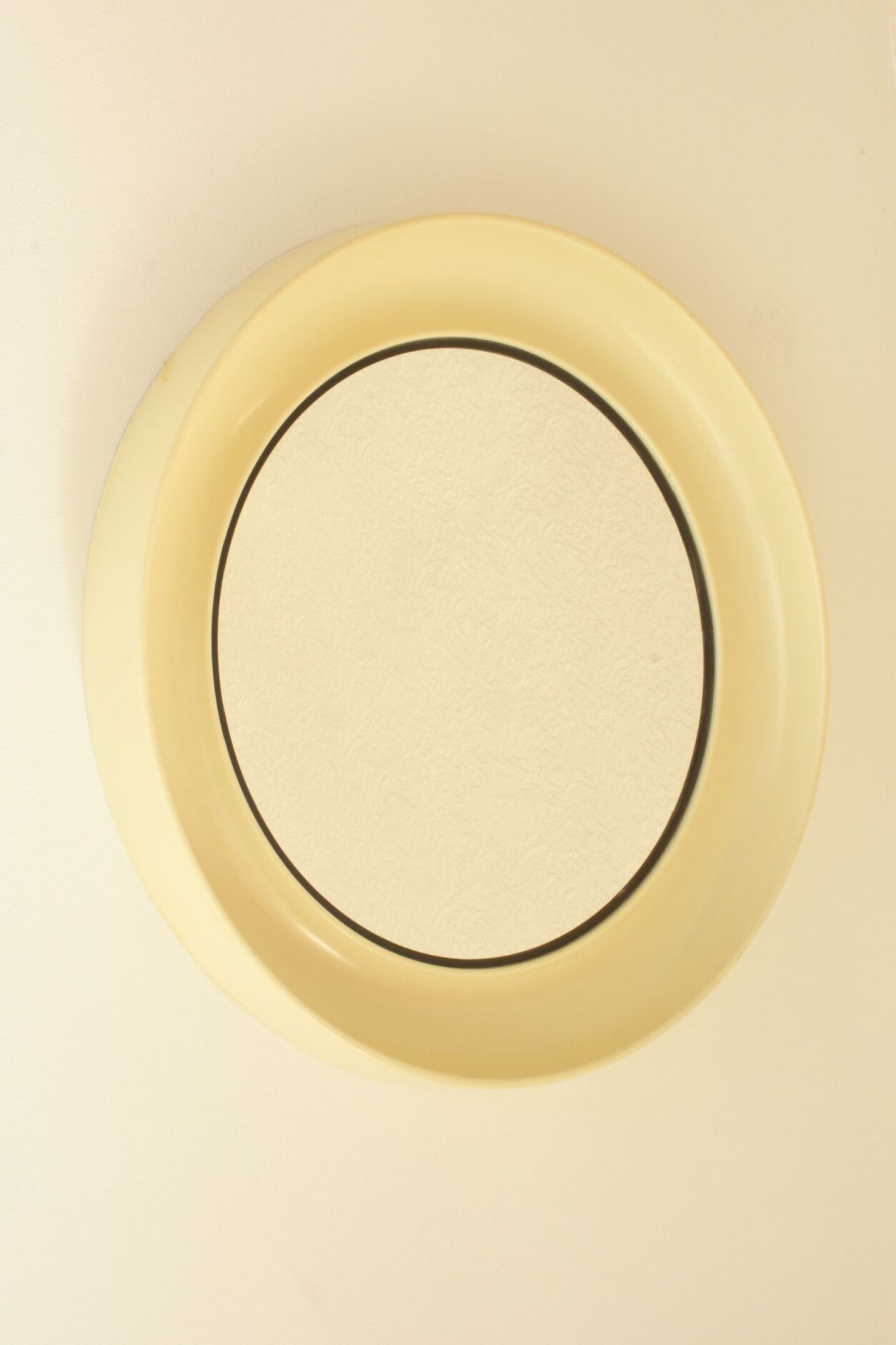 Round conical mirror in white plastic, Denmark 1960s.