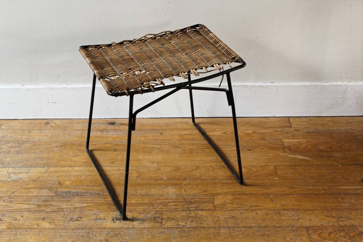 Tabouret design Raoul Guys pour Airborn