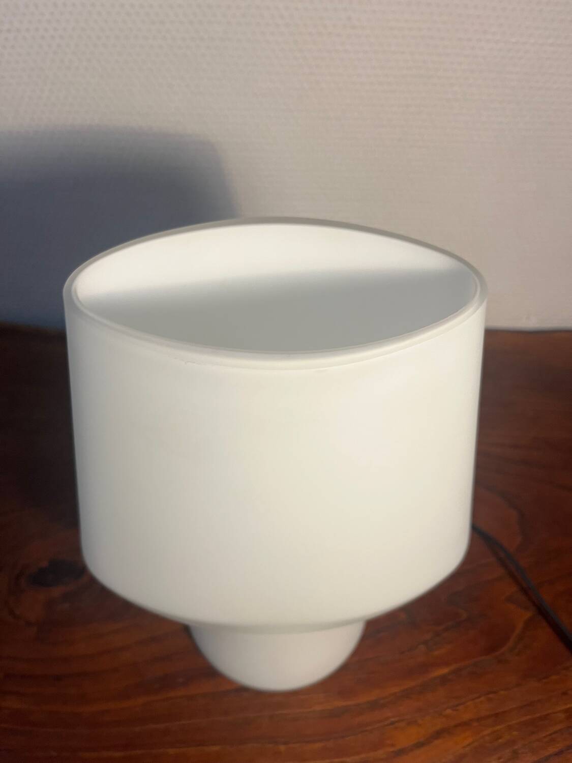 White opaline Flora Habitat lamp