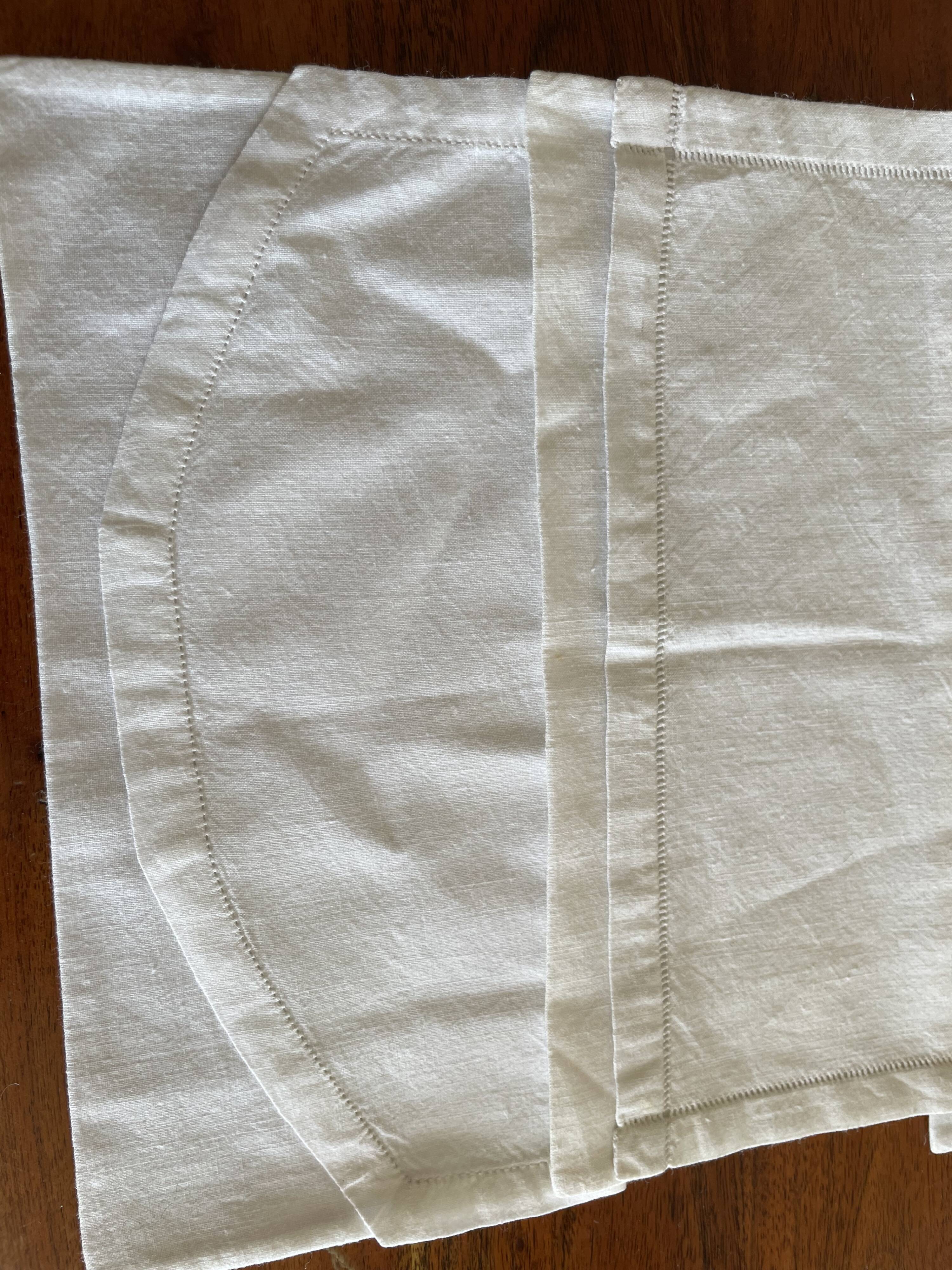 4 embroidered towel racks