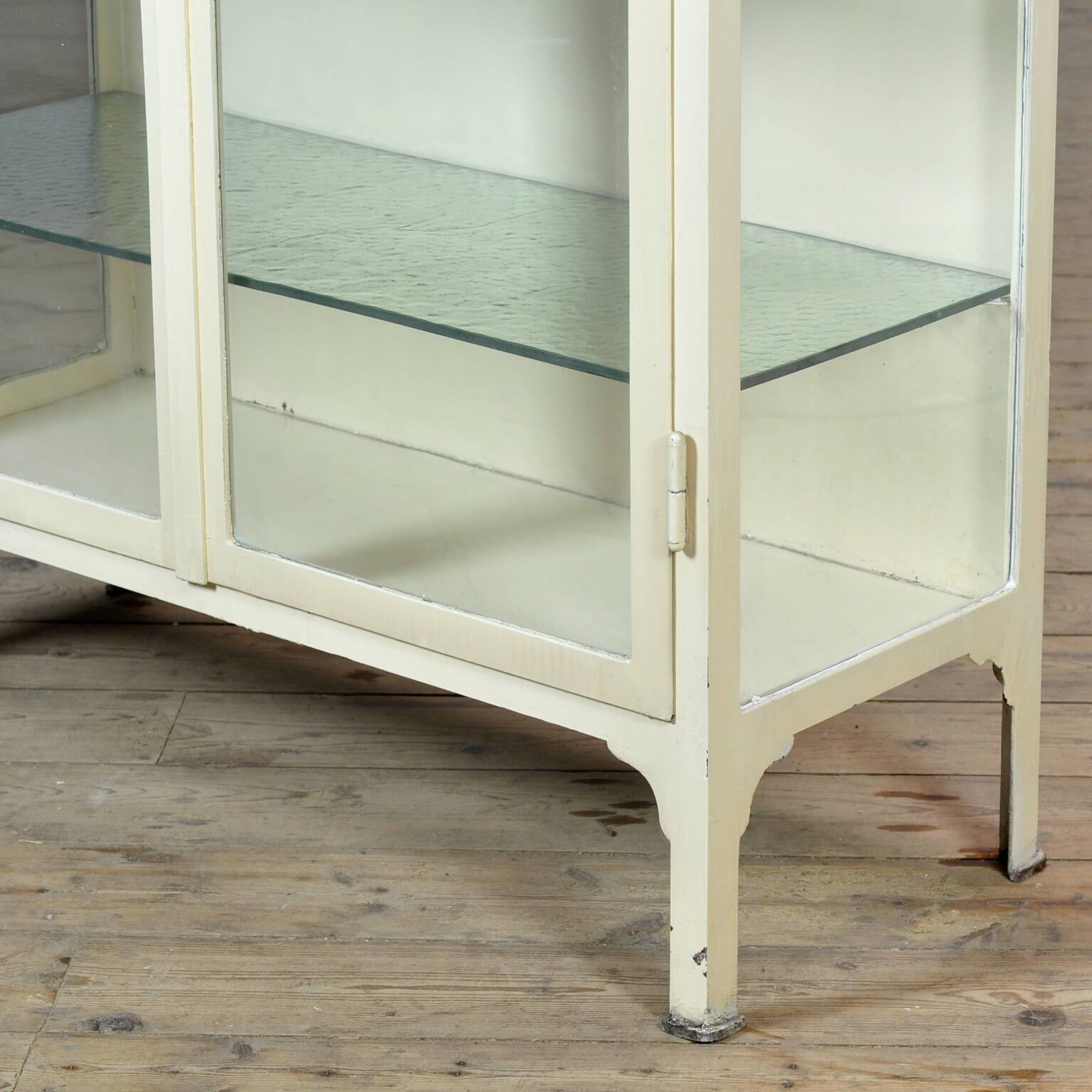 Iron medical cabinet, 1930s