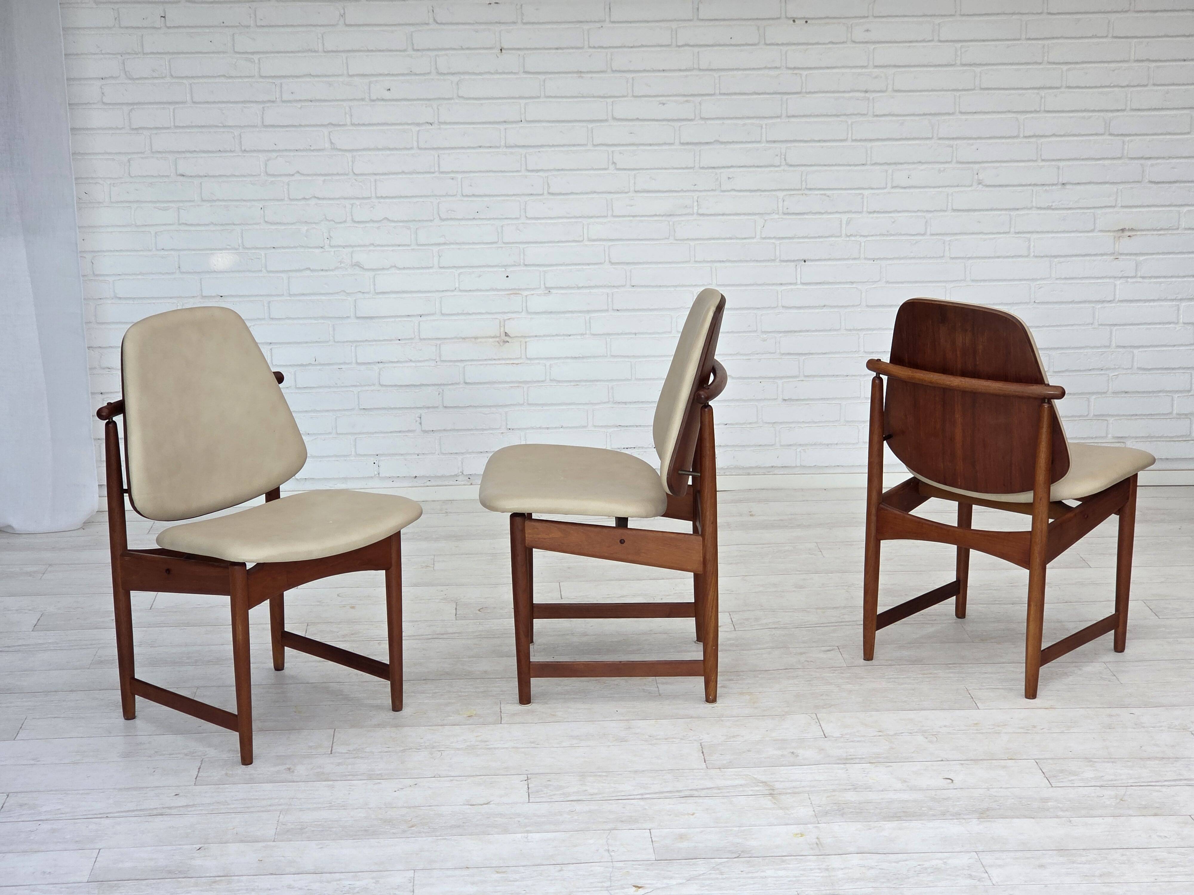 1960s, Danish design by Arne Vodder, set of 3 chairs, teak wood, furniture