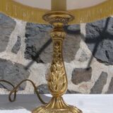 Classic lamp with fringed shade