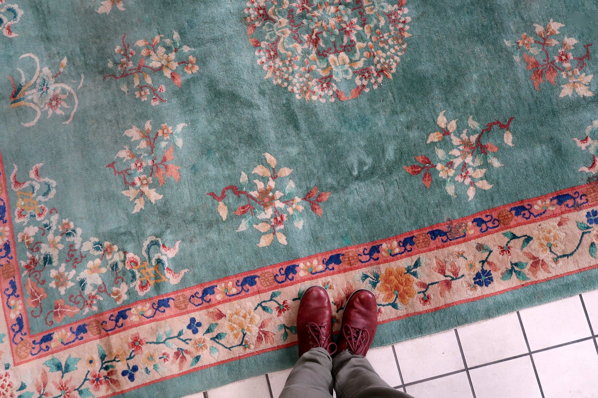 Handmade antique Art Deco Chinese rug 216cm x 295cm, 1920s