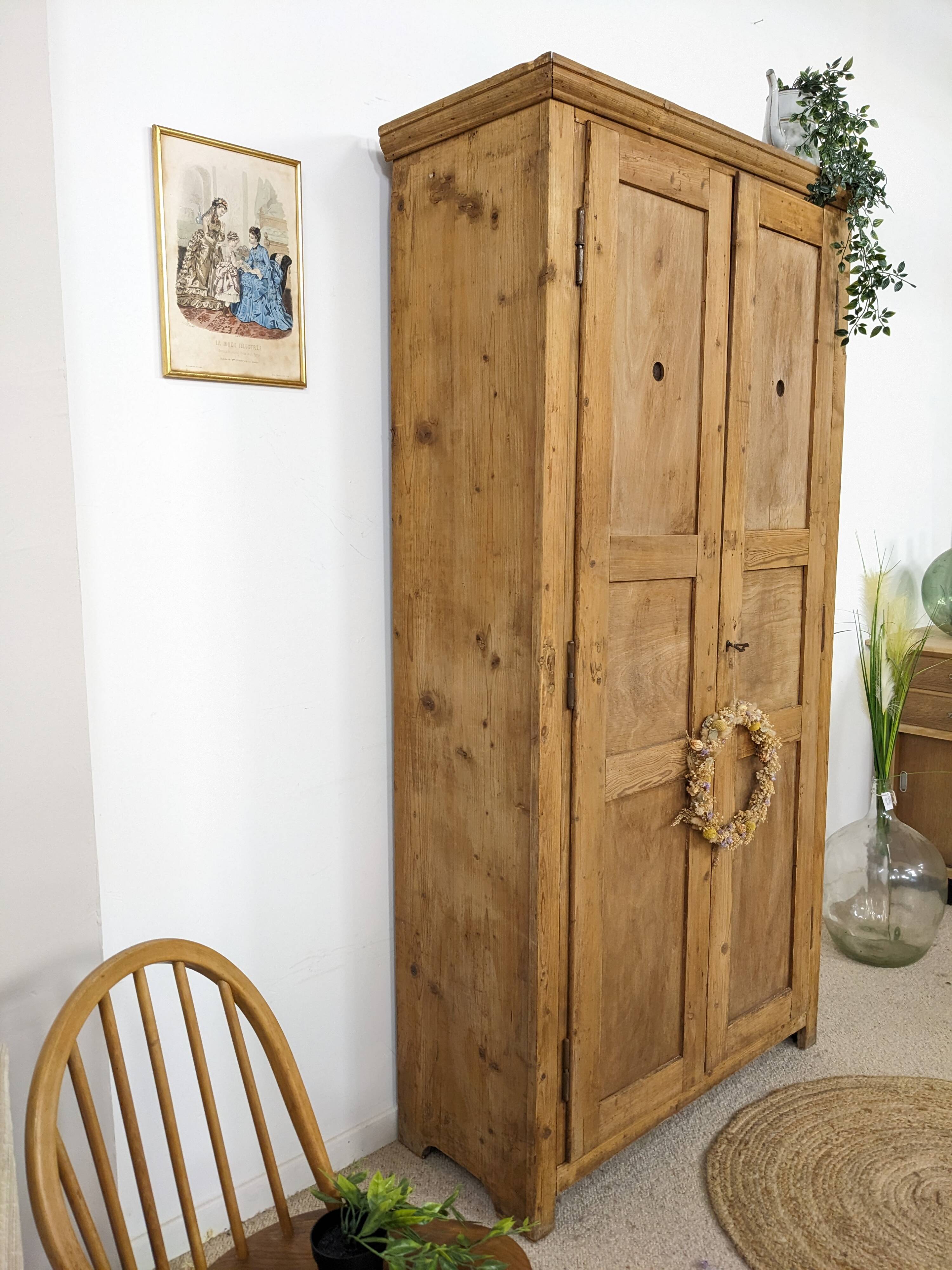 Armoire ancienne