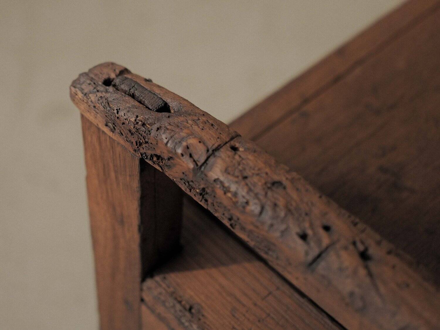 Farm chest bank in solid wood, Auvergne, 19th century