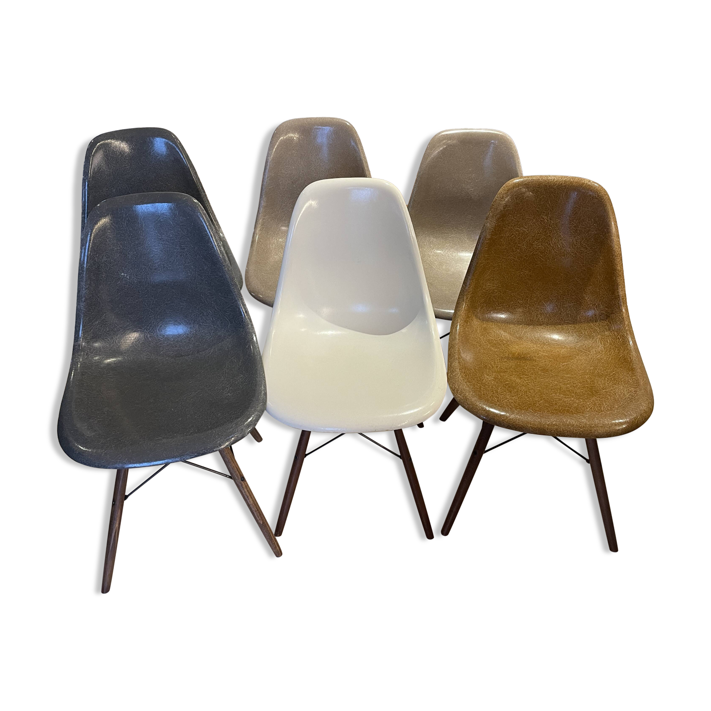 Lot of 6 Eames chairs from the 60s (4 colours) genuine fibreglass + new legs.