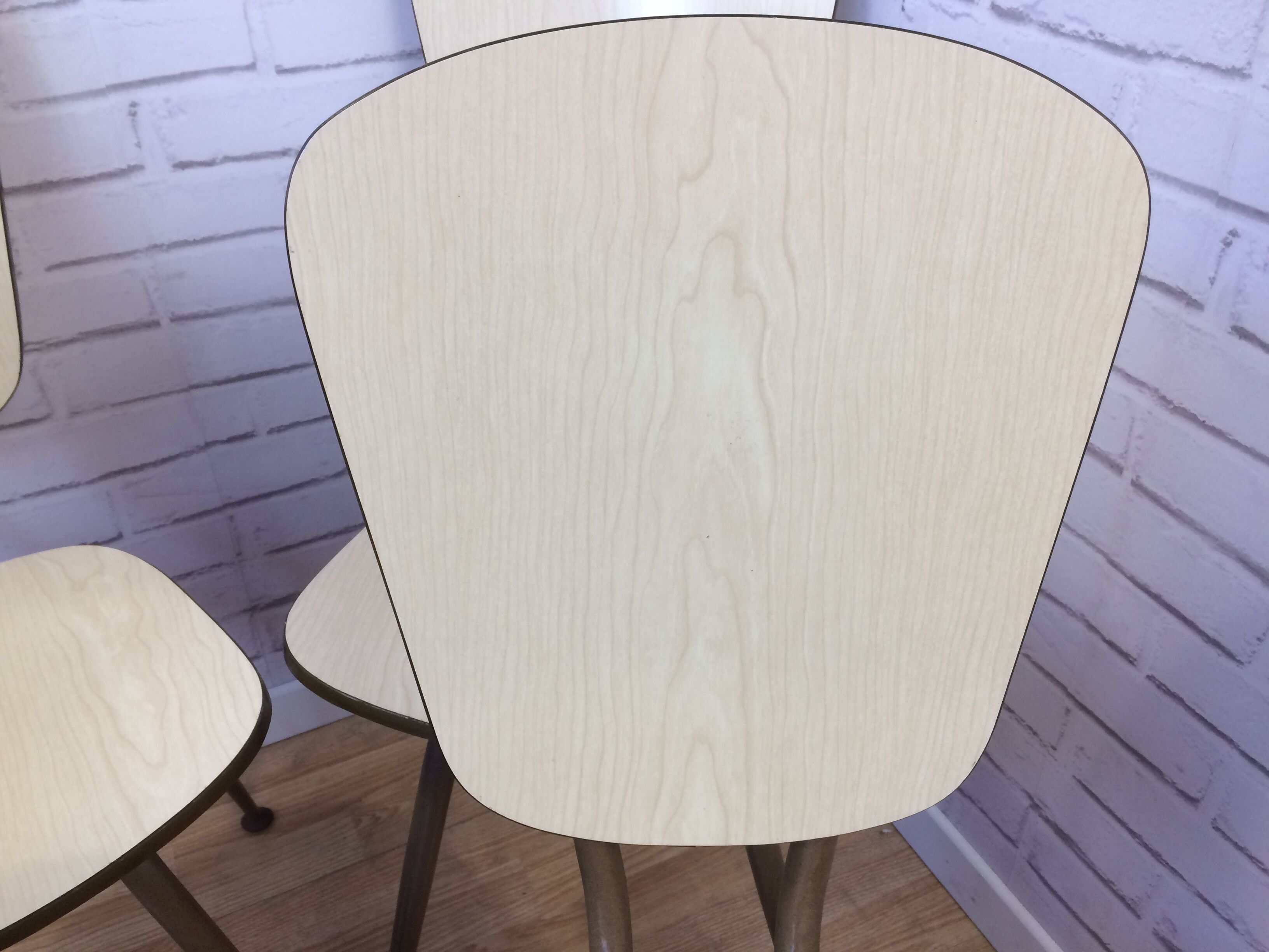 Lot of 5 beige Formica chairs