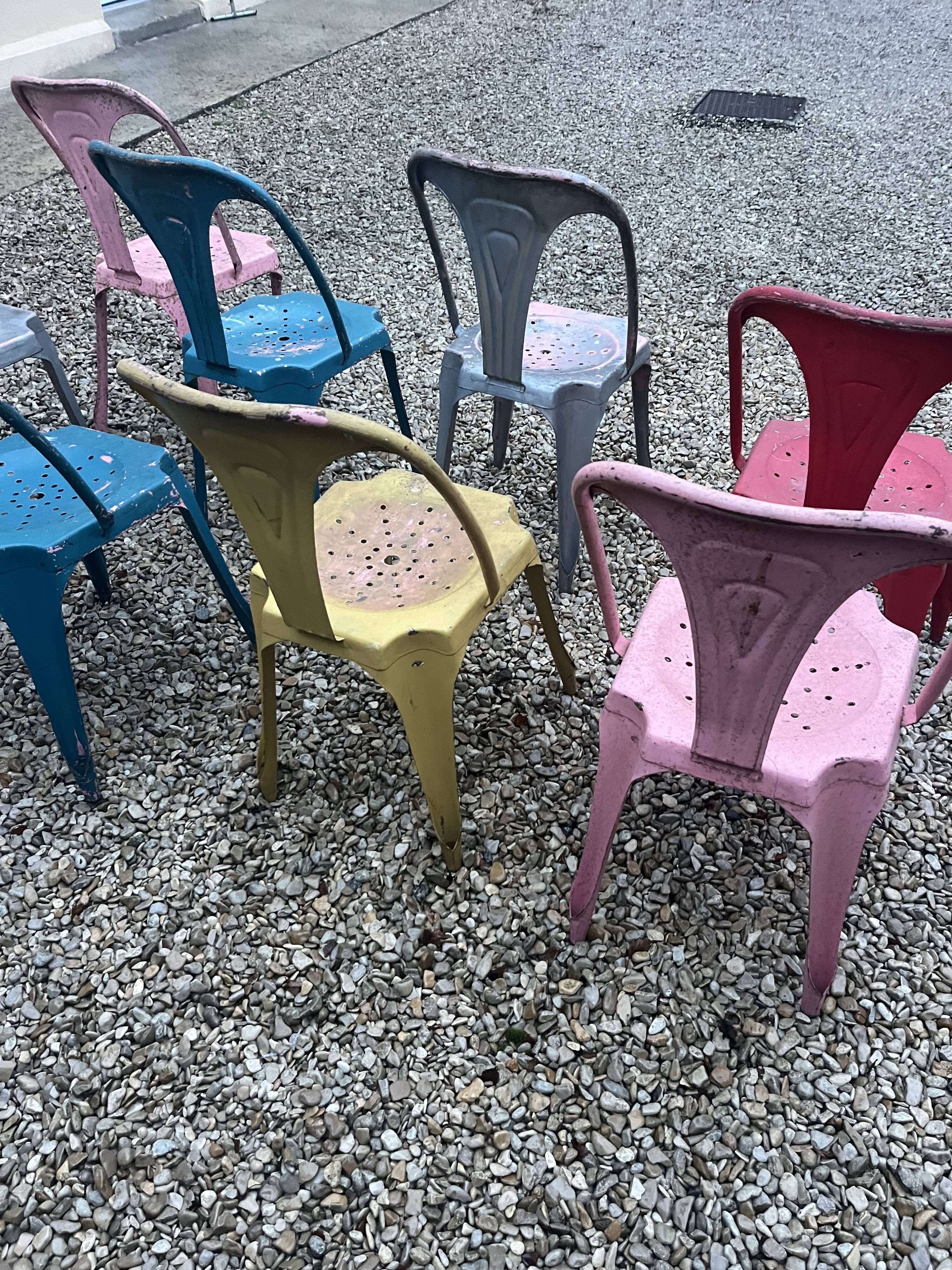 8 chaises Multipl's par Joseph Mathieu, années 50