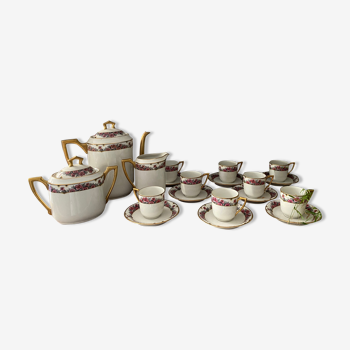 Coffee set decorated with Roses