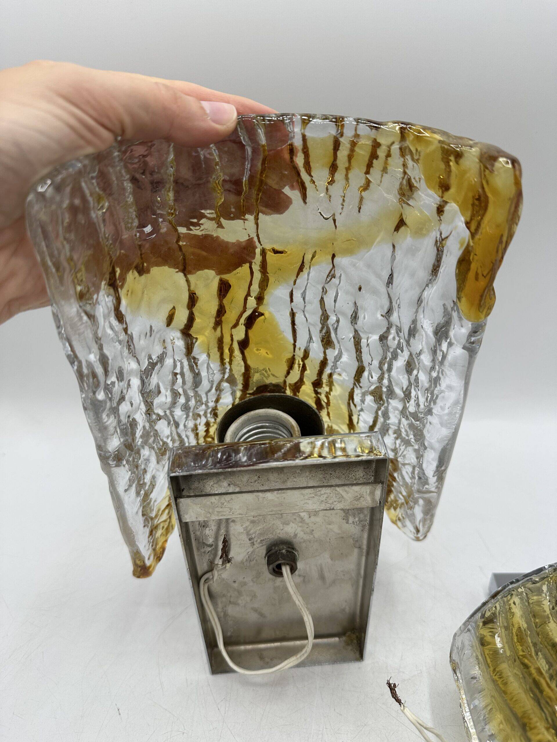 Duo of two-tone Murano Mazzega wall lights 1970