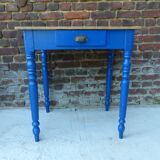 Kitchen table