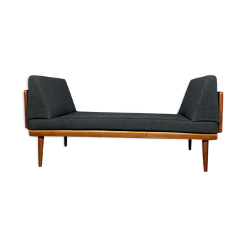 Danish teak daybed by Hvidt & Molgaard