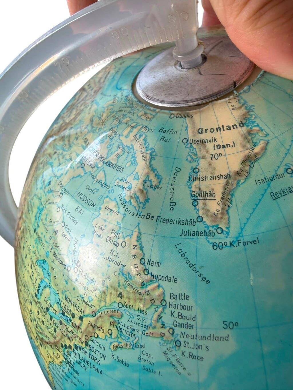 Small vintage globe / globe / decoration