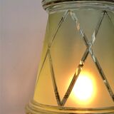 Glass globe-laying lamp