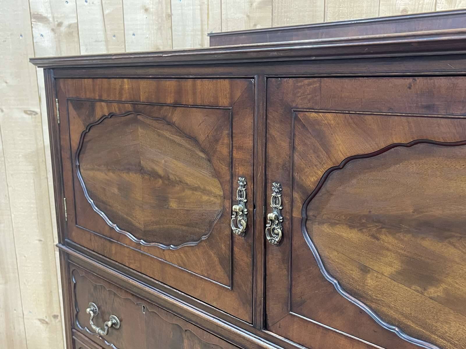 1950s English mahogany chest of drawers