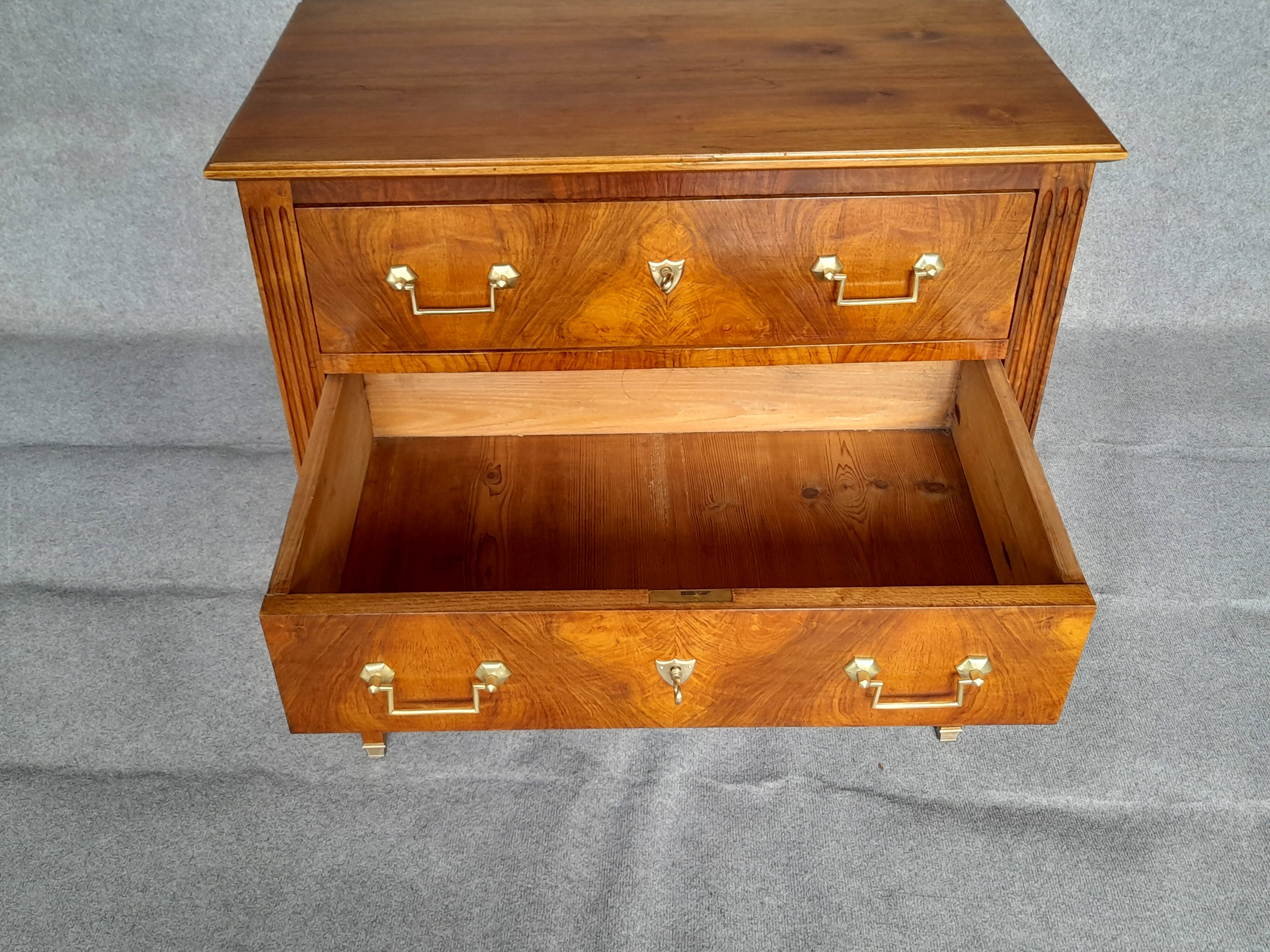 Louis XVI chest of drawers, 19th century