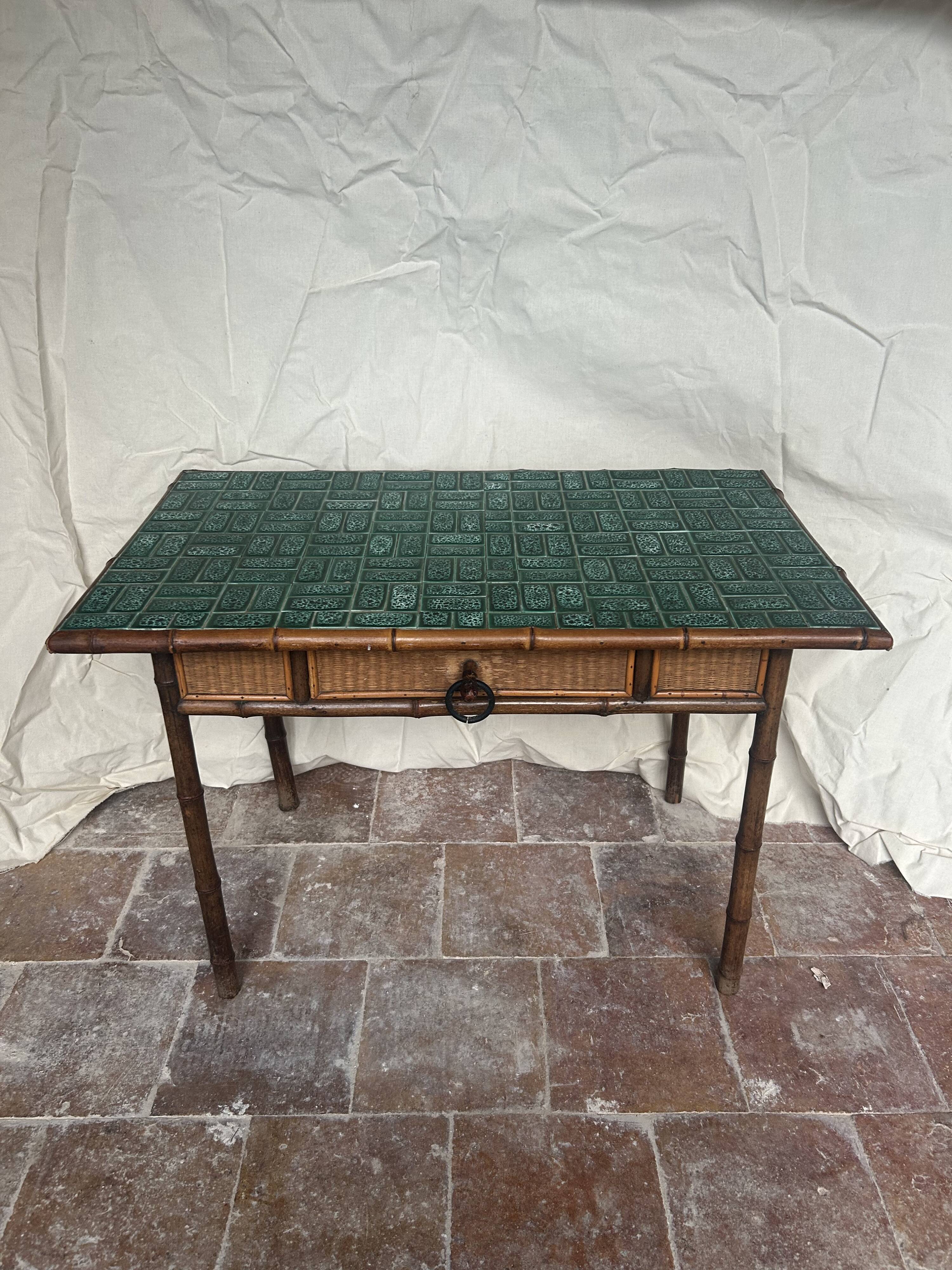 Mid-20th century coffee table