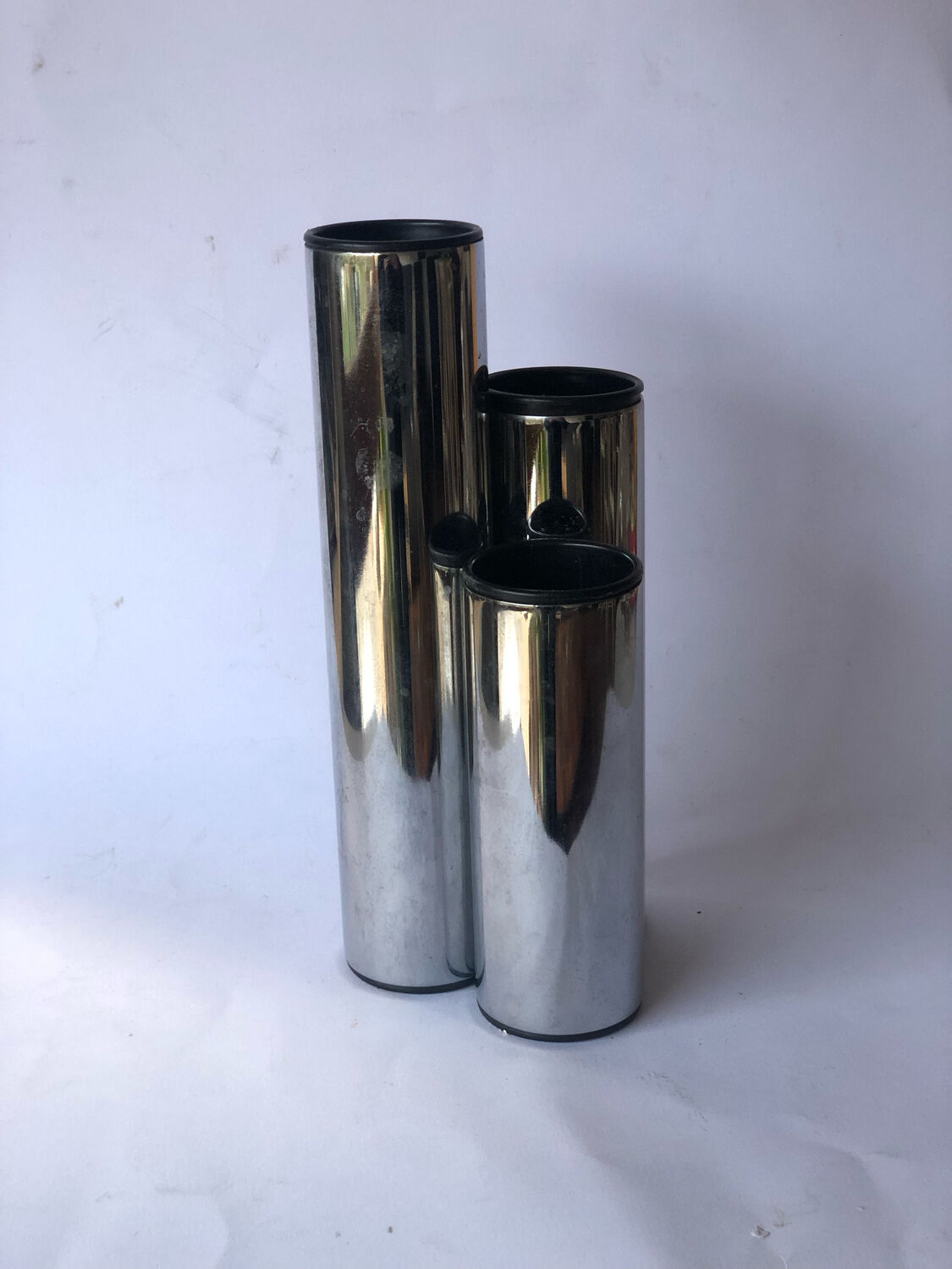 1970 metal triptych vase