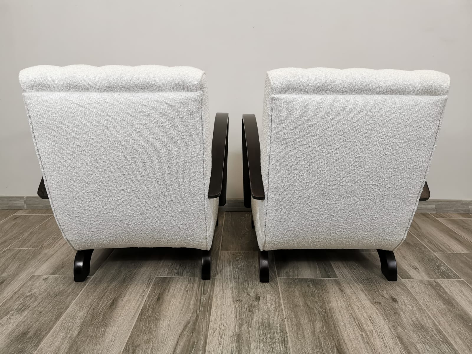 Restored armchairs by Jindrich Halabala, Set of 2