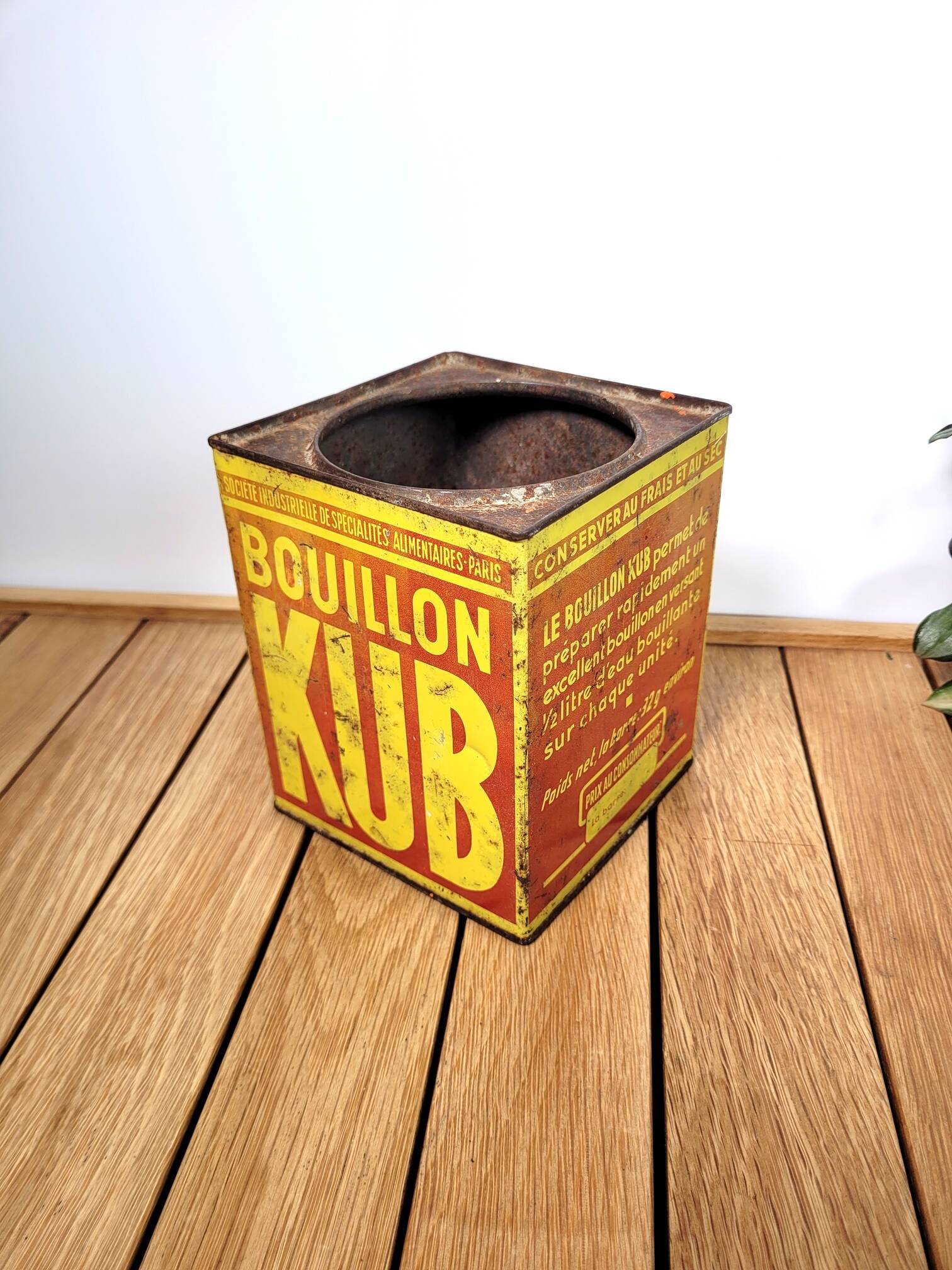 Pair of Kub boxes made of sheet metal