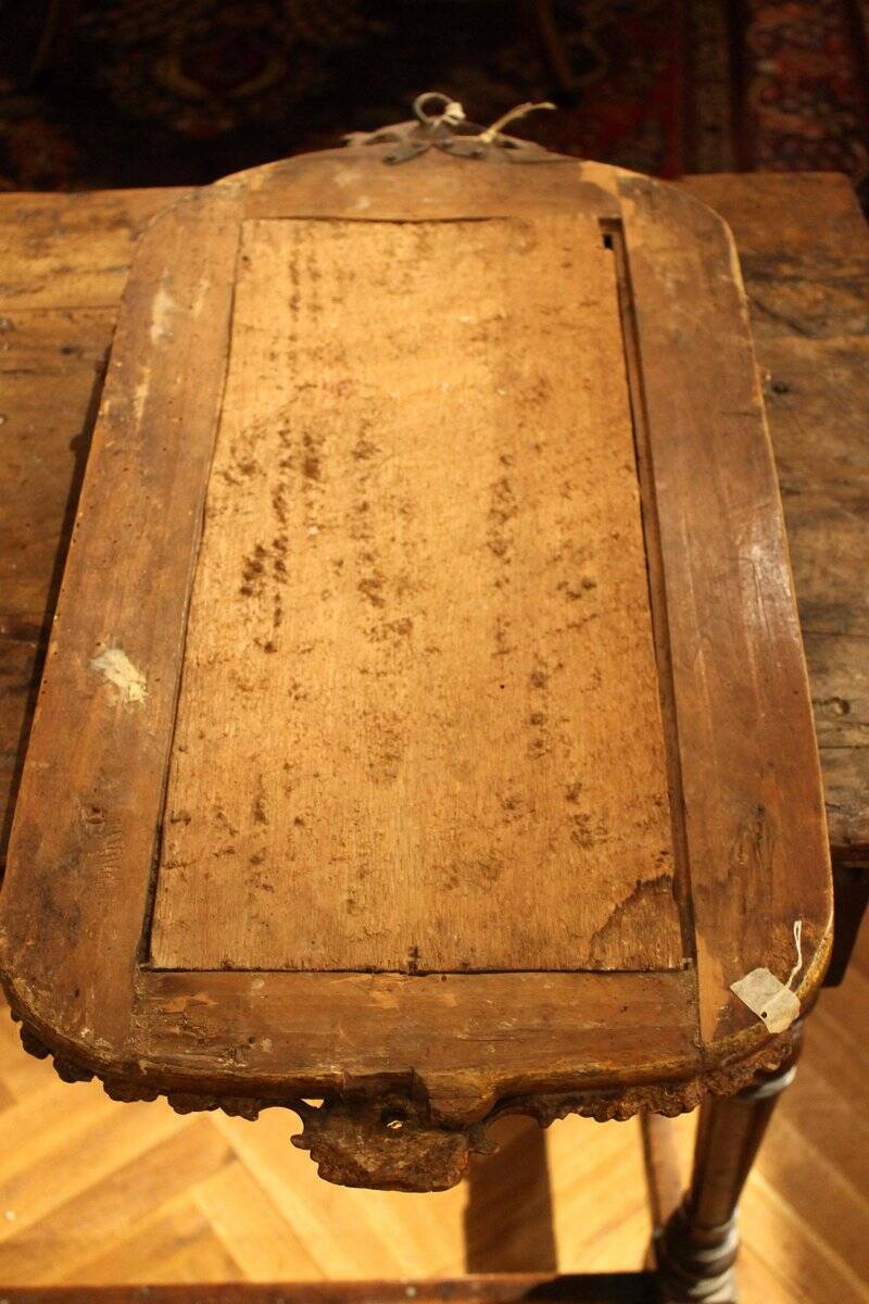 Italian Louis XV Period Hand-Carved Giltwood Mirror