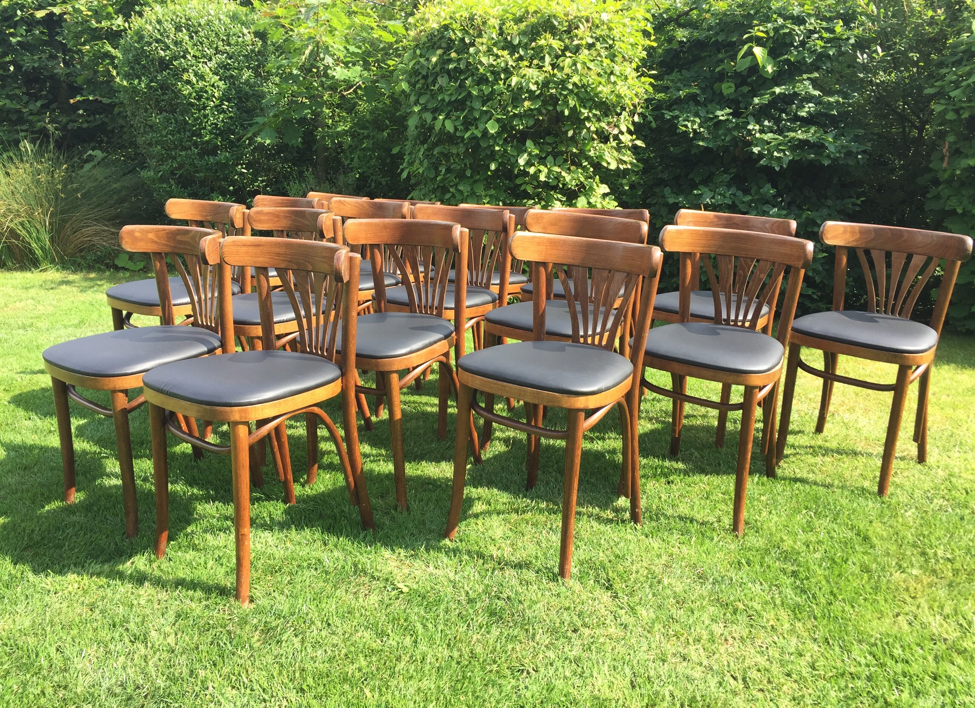 Lot of 16 chairs bistro
