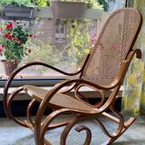 Rocking chair en rotin