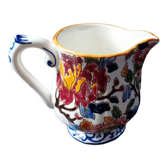 Porcelain pitcher from gien