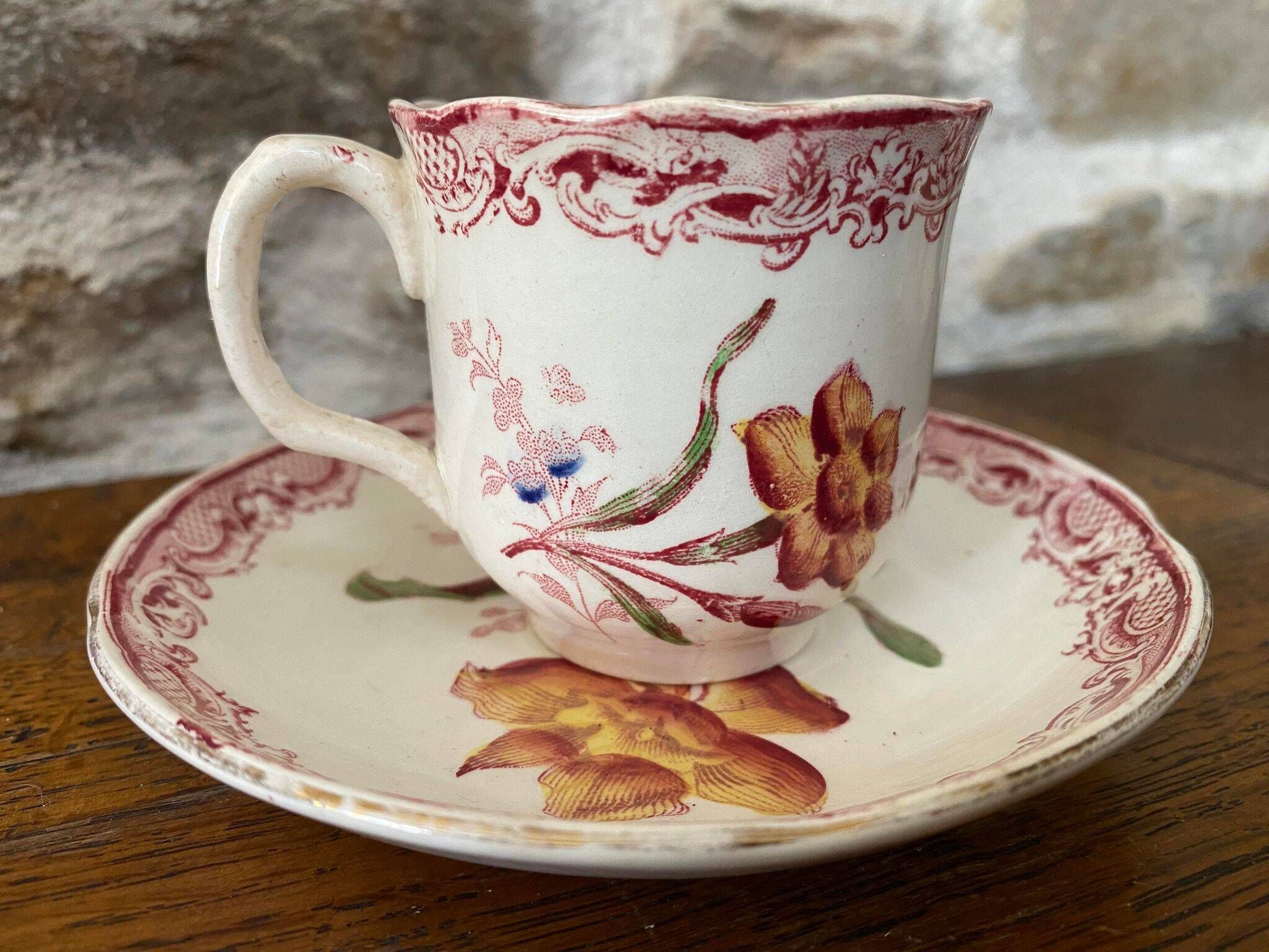 2 cups Sarreguemines U&C in fine earthenware decorations yellow and blue flowers