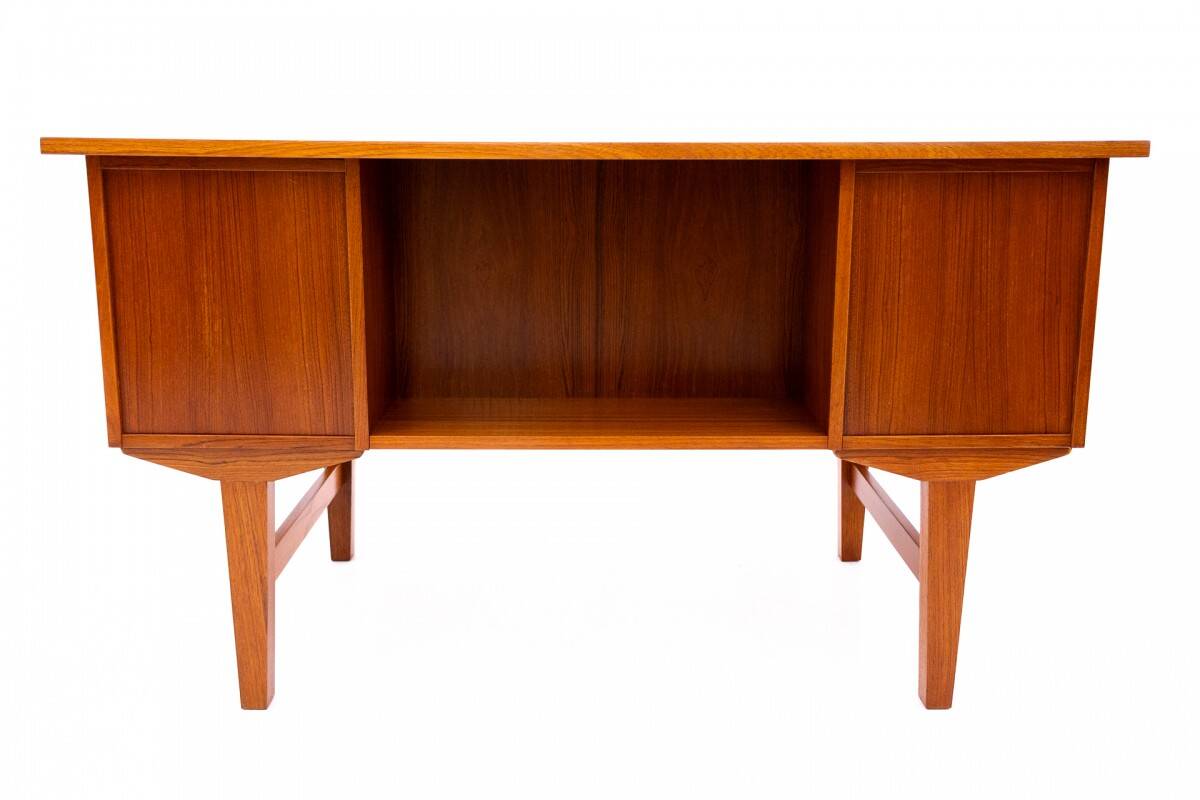 Bureau en teck, Danemark, années 1960.