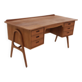Scandinavian teak desk, Svend Aage Madsen, Sigurd Hanse, Sweden, 1950