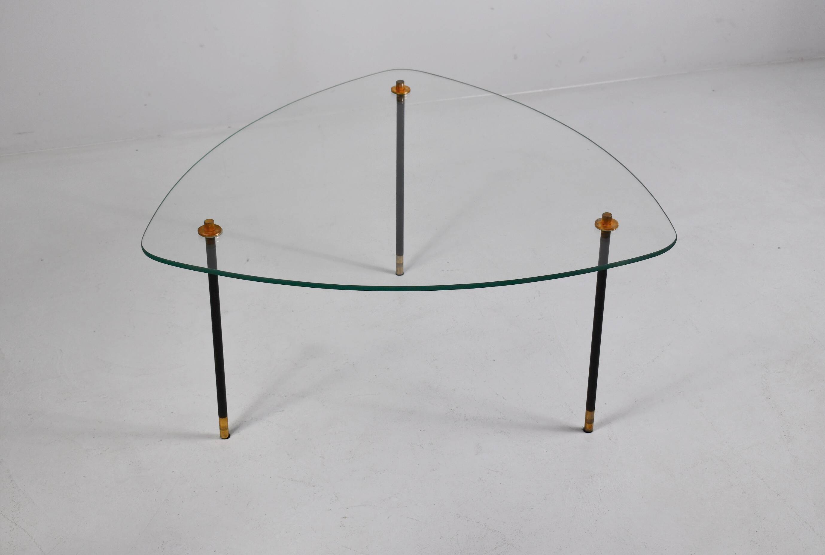Table d'appoint. France années 1950.
