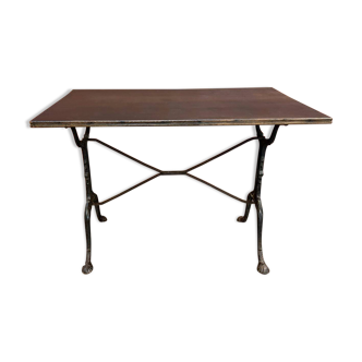 Bistro table