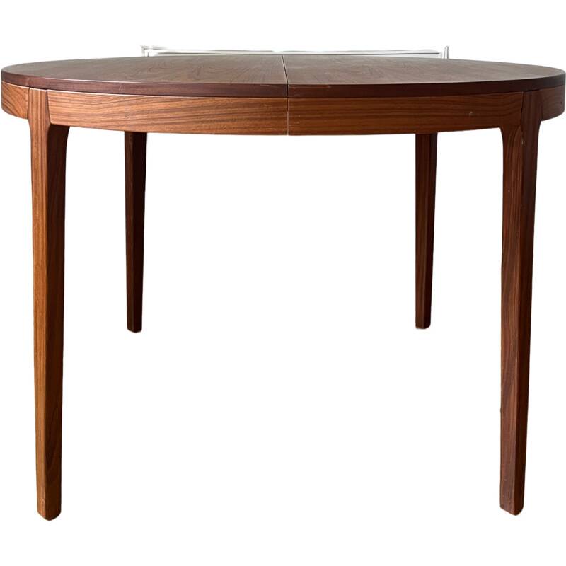 Round extendable rosewood table from the 70s
