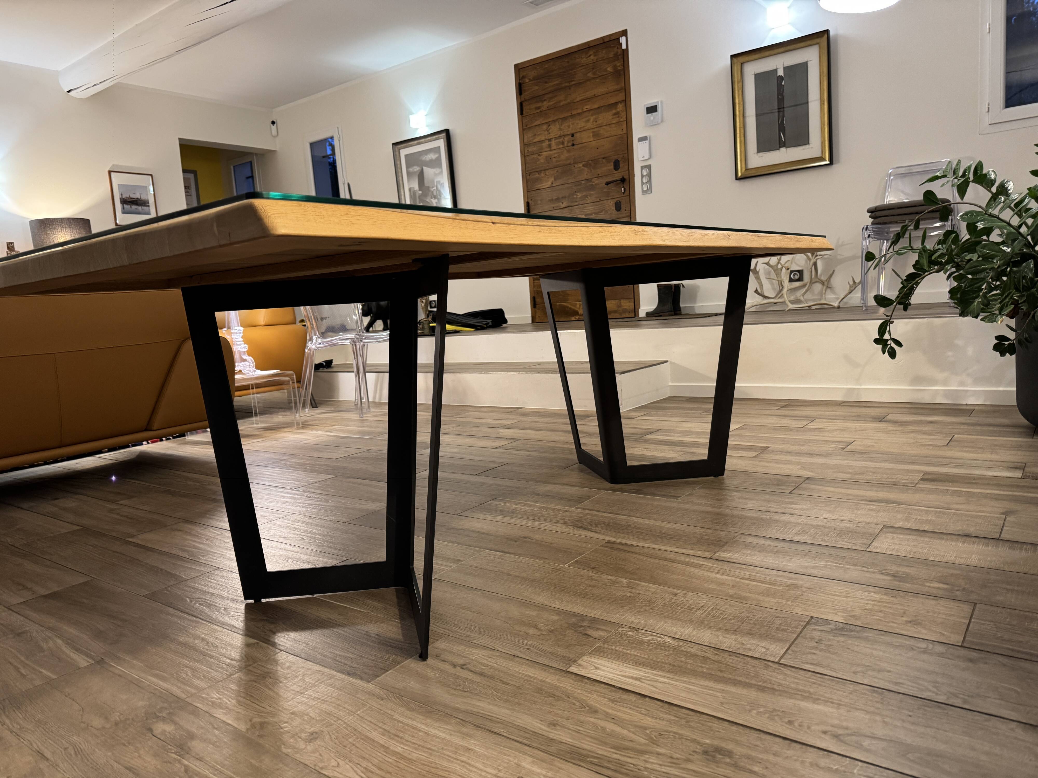 Wooden table model Goyaa published by XXL, 2017