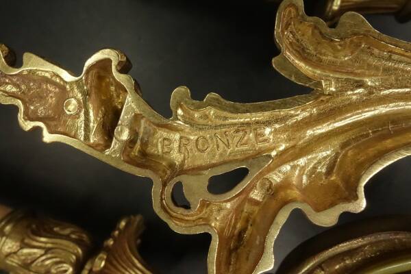 Large pair of wall sconces in Rocaille / Rococo / Baroque style - gilded bronze