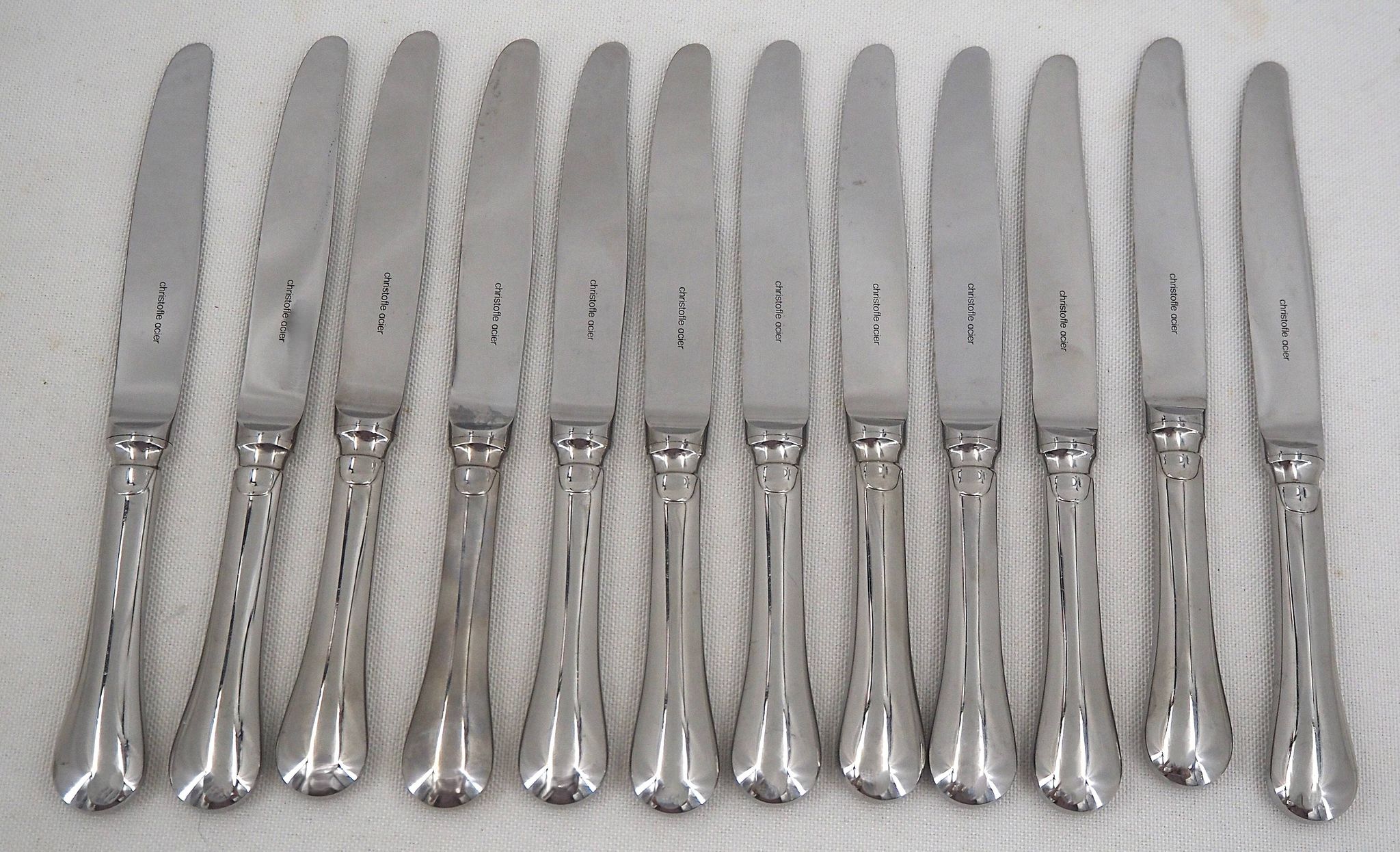 Christofle steel berry, 12 dessert knives, dessert, cheese.