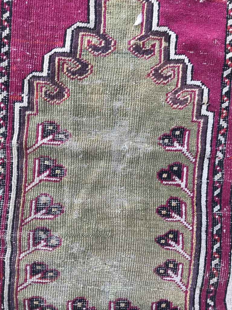 Turkish rug handmade 96 x 129 cm