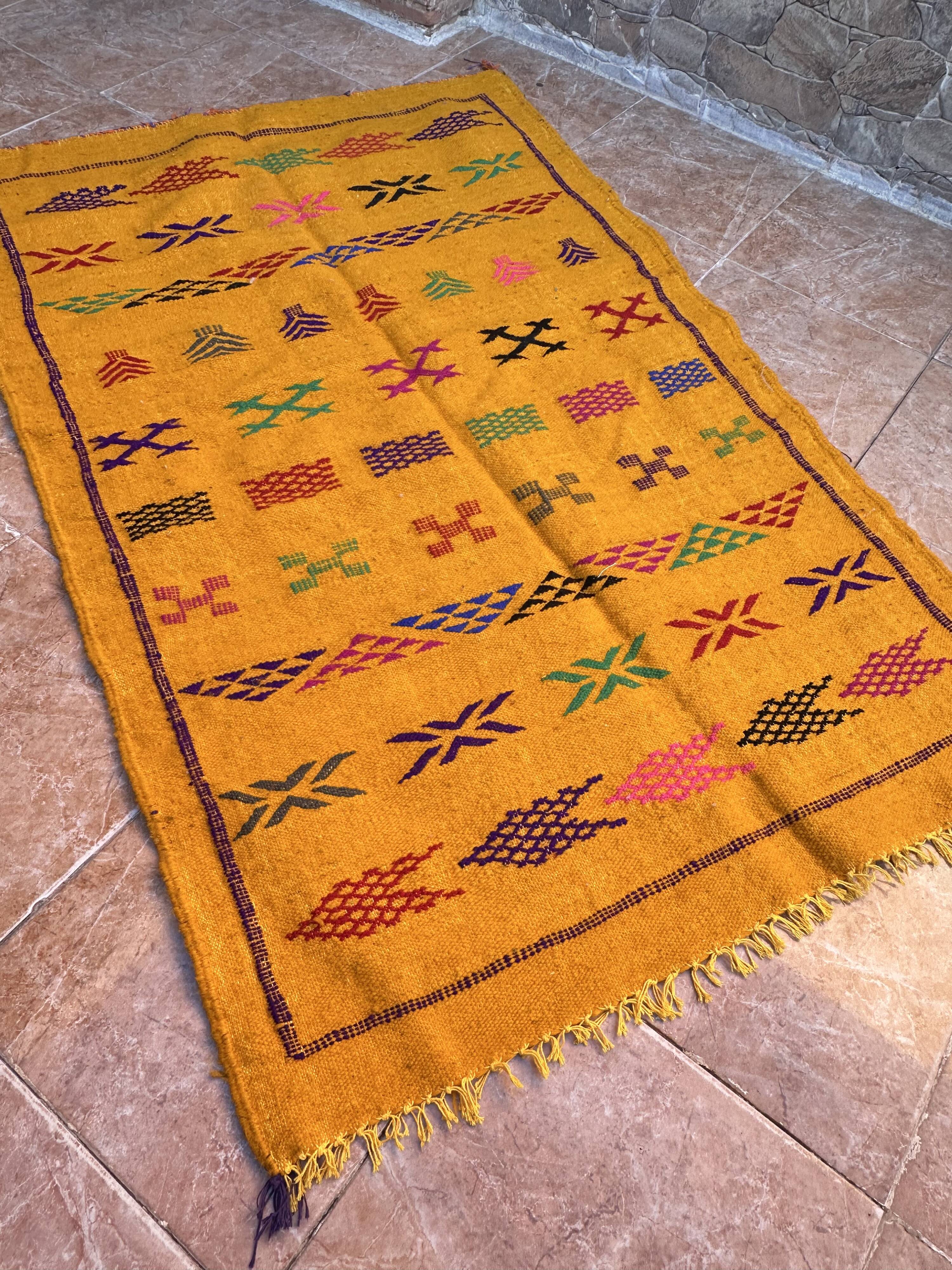 Handmade wool Berber rug – Colourful bohemian Moroccan kilim